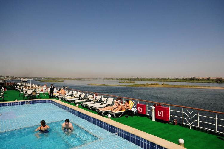 Nile Cruise Tour from Luxor to Aswan